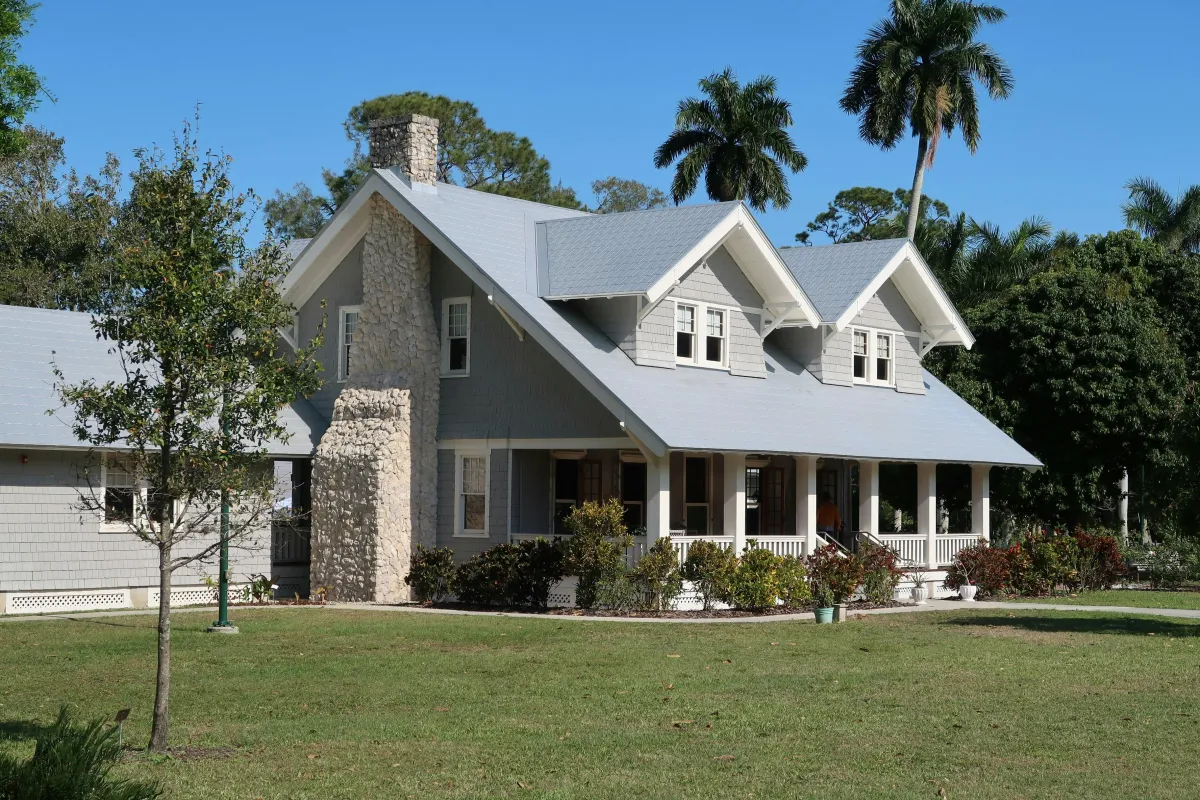 Best Exterior Paints for Rainy Climates | Weatherproof & Durable Options